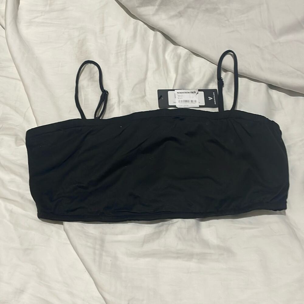 Lulu’s black L tube top with adjustable spaghetti straps